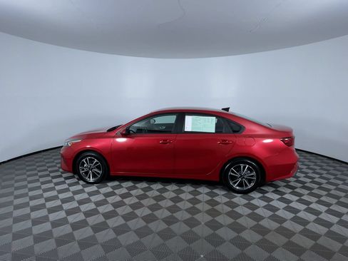 Used 2023 Kia Forte LXS FWD image 6