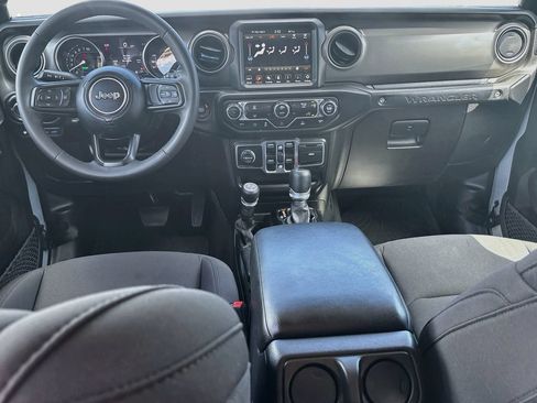 Used 2023 Jeep Wrangler Unlimited w/ 8.4" Radio Group AWD/4WD image 24