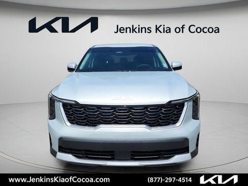 New 2026 Kia Sorento LX FWD image 12