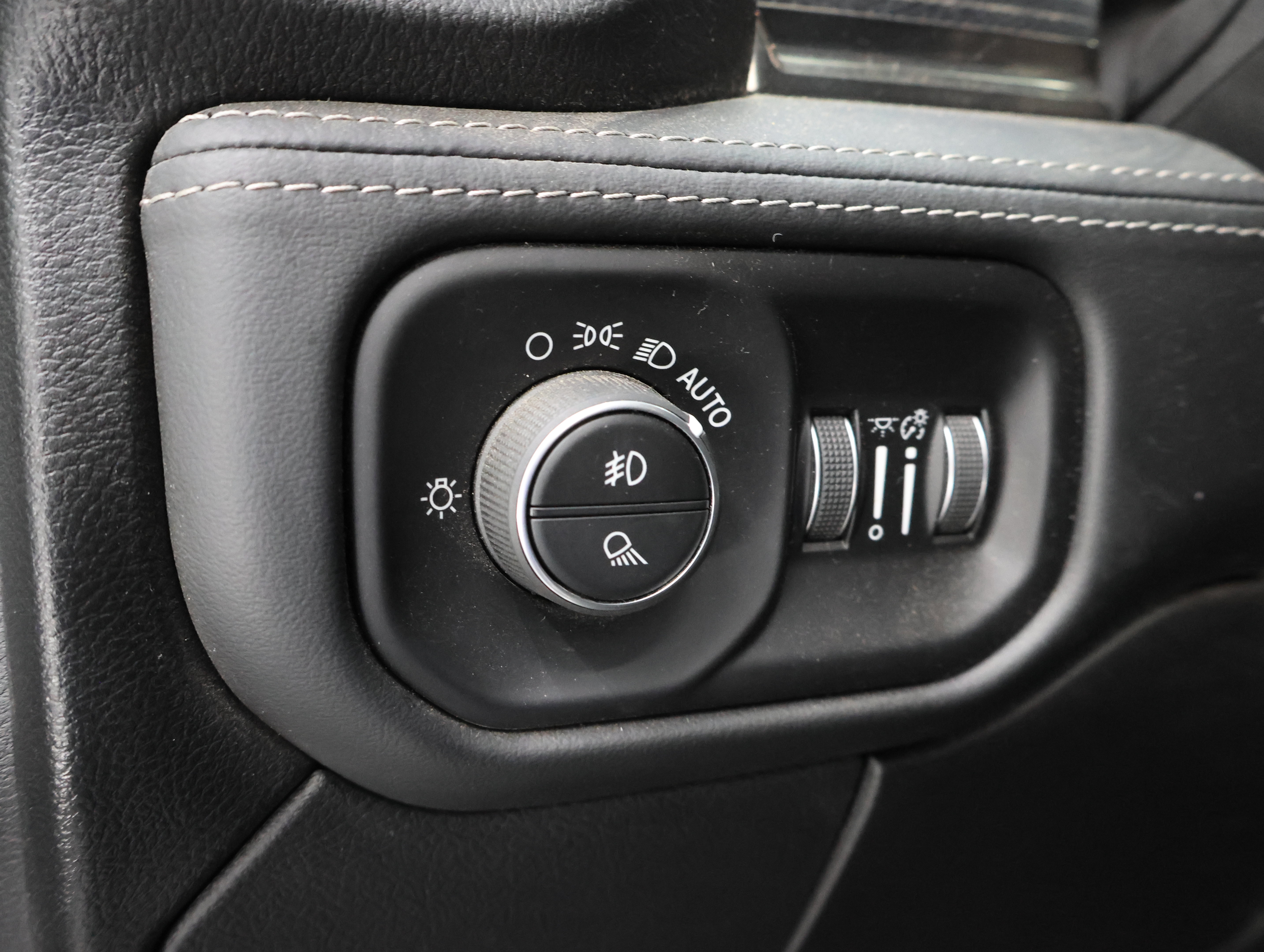 Used 2021 RAM 3500 Limited AWD/4WD image 44