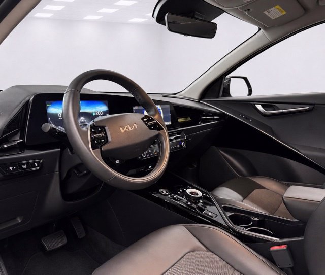 Used 2024 Kia Niro Wind w/ Wind Preserve Package FWD image 18