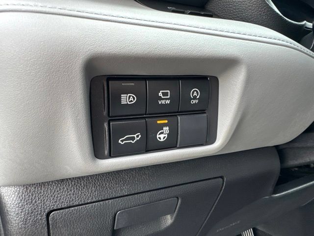 Used 2023 Toyota Highlander Platinum AWD/4WD image 11