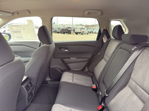 New 2026 Nissan Rogue SV AWD/4WD image 32