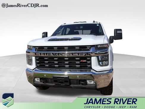 Used 2020 Chevrolet Silverado 2500 LT w/ Texas Edition image 2