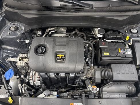 Certified 2024 Kia Seltos EX FWD image 15