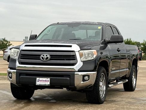 Used 2014 Toyota Tundra SR5 w/ SR5 Upgrade Package RWD image 3