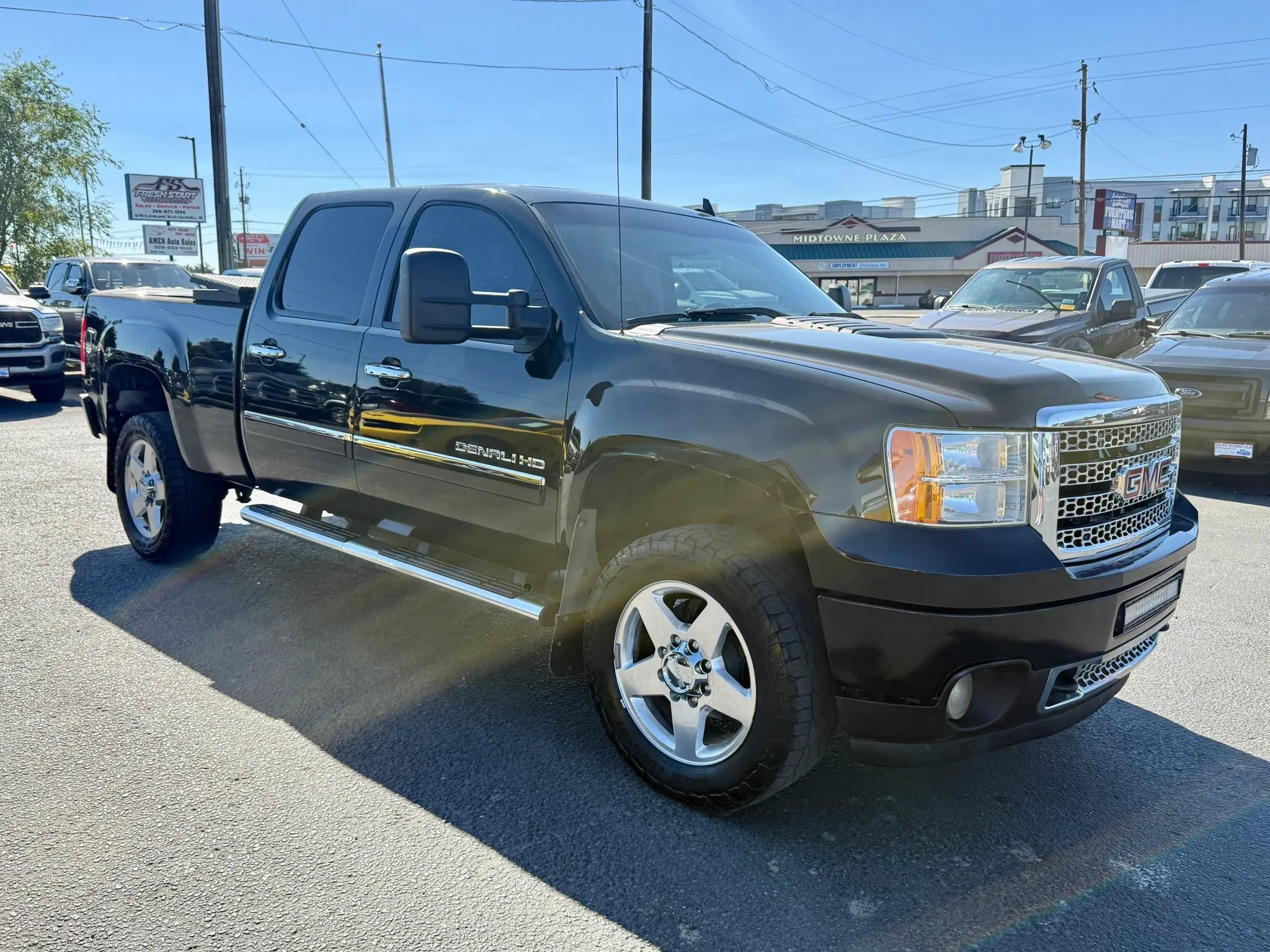 Used 2011 GMC Sierra 2500 Denali AWD/4WD image 6