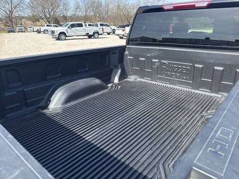 Used 2025 Chevrolet Silverado 2500 LT w/ Convenience Package image 16