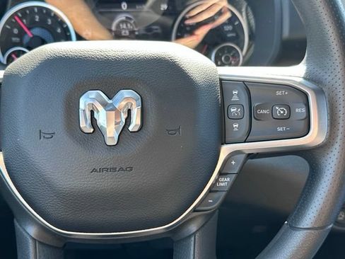 New 2026 RAM 1500 Express AWD/4WD image 21