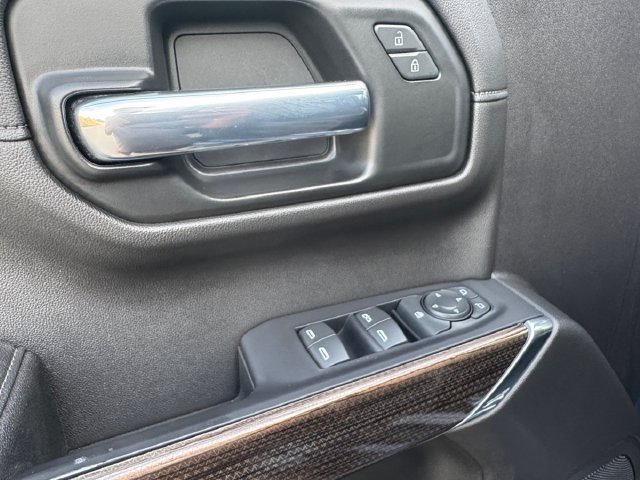 Used 2020 Chevrolet Silverado 1500 LT Trail Boss AWD/4WD image 5