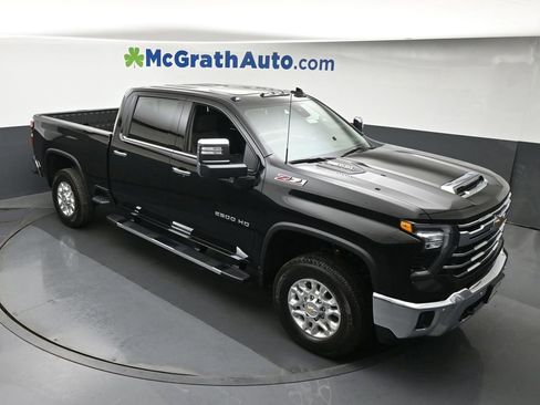 New 2026 Chevrolet Silverado 2500 LTZ w/ LTZ Convenience Package AWD/4WD image 3