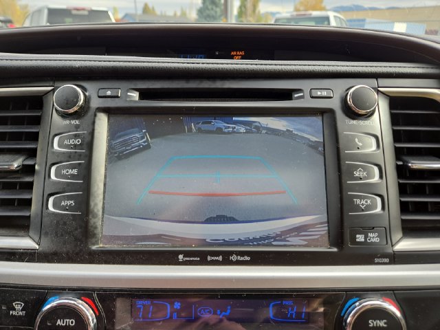 Used 2019 Toyota Highlander XLE AWD/4WD image 29