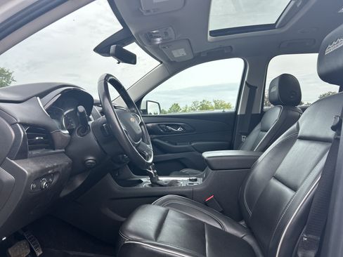 Used 2021 Chevrolet Traverse High Country AWD/4WD image 10