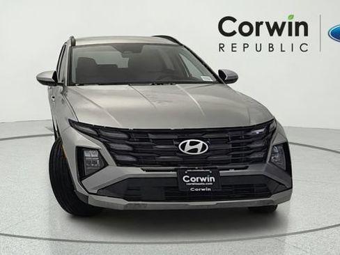 Used 2025 Hyundai Tucson SEL FWD image 8