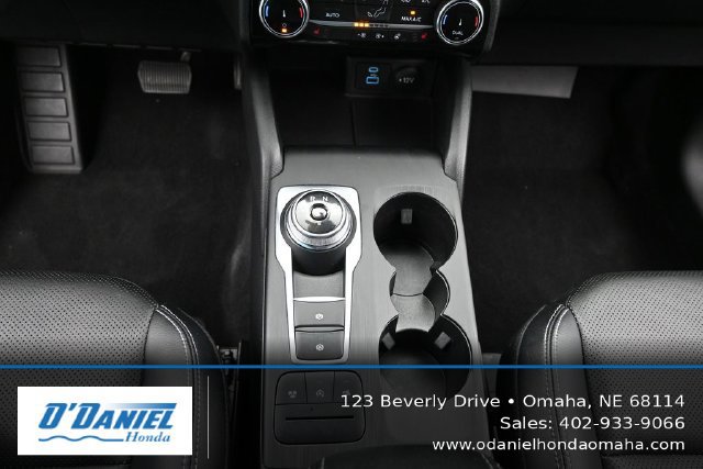 Used 2022 Ford Escape Titanium AWD/4WD image 32