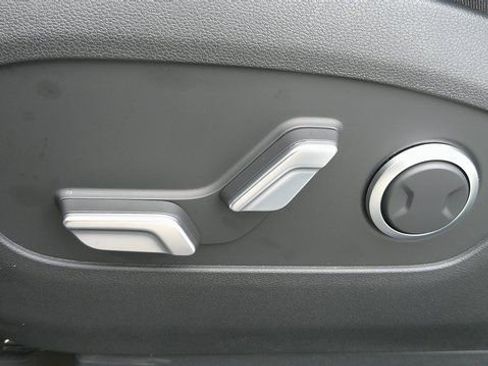 New 2026 Hyundai Ioniq 9 SEL AWD/4WD image 6