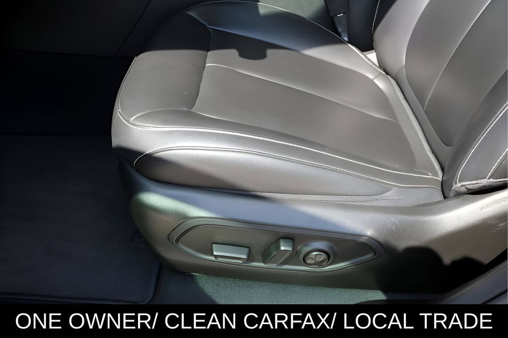 Used 2024 Jeep Grand Cherokee Limited RWD image 12