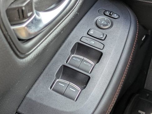 Certified 2024 Honda HR-V Sport image 19