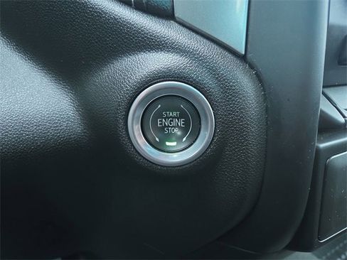 Used 2022 Chevrolet Silverado 1500 LT image 24