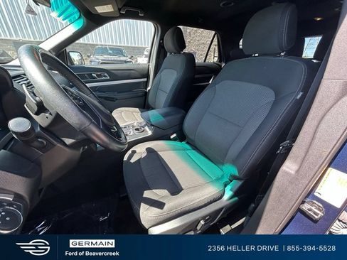 Used 2017 Ford Explorer XLT FWD image 15