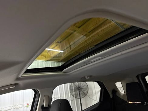 Used 2018 Ford EcoSport SE FWD image 32