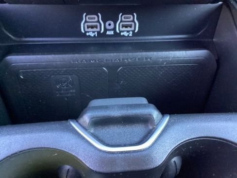 Certified 2025 RAM 1500 Big Horn image 28