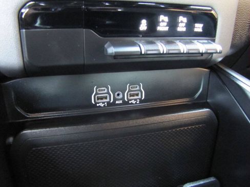 Used 2025 RAM 1500 Lone Star AWD/4WD image 42