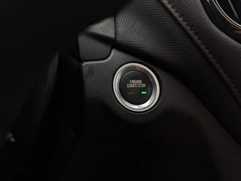 Used 2022 Chevrolet Equinox RS image 43