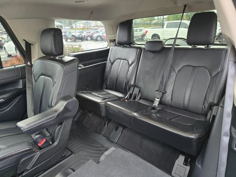 Used 2019 Ford Expedition Platinum image 31