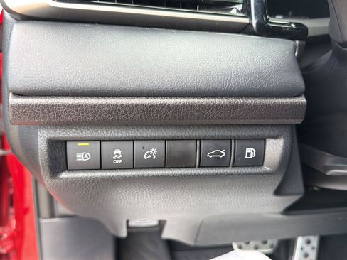 Used 2025 Toyota Camry Hybrid FWD image 20