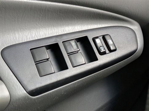 Used 2014 Toyota Tacoma PreRunner image 22