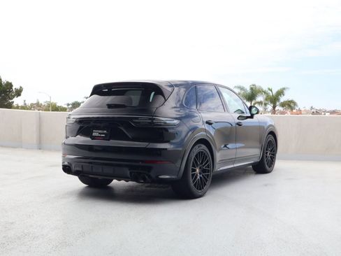 Certified 2023 Porsche Cayenne GTS w/ Premium Package Plus AWD/4WD image 9