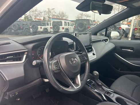 Used 2020 Toyota Corolla SE image 19