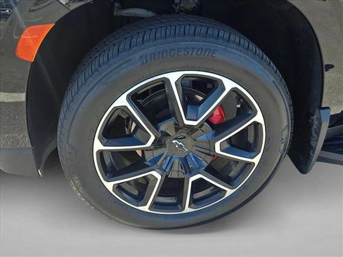 Used 2022 Chevrolet Tahoe RST w/ Luxury Package image 21