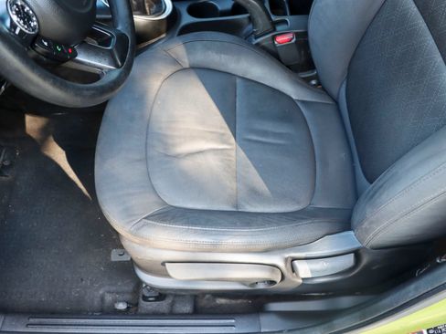 Used 2016 Kia Soul FWD image 15