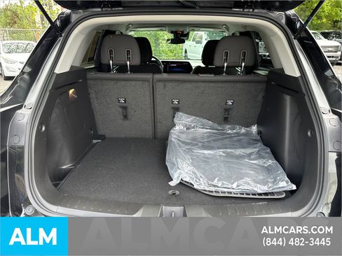 Used 2024 Chevrolet TrailBlazer LT w/ Driver Confidence Package image 22