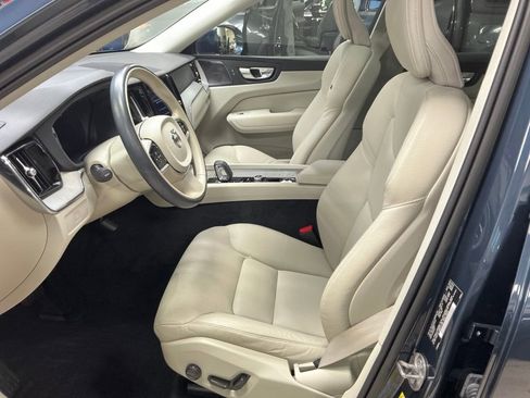 Used 2023 Volvo XC60 B5 Plus w/ Climate Package image 14