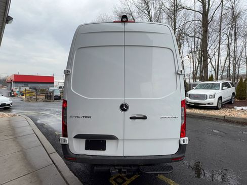 Used 2020 Mercedes-Benz Sprinter 3500 image 6