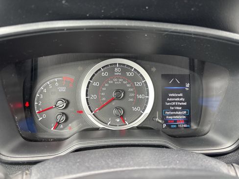 Used 2022 Toyota Corolla Cross LE w/ Moonroof Package AWD/4WD image 19
