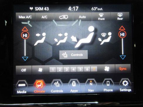 Used 2021 Jeep Grand Cherokee Limited w/ Premium Lighting Group image 24