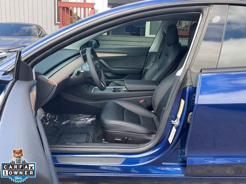 Used 2021 Tesla Model 3 Performance image 14