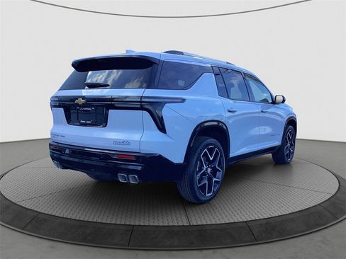 New 2026 Chevrolet Traverse High Country w/ LPO, Floor Liner Package image 7