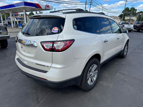 Used 2015 Chevrolet Traverse LT AWD/4WD image 5