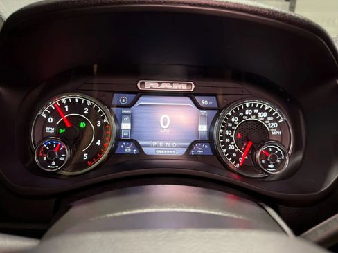 Used 2024 RAM 2500 Big Horn w/ Night Edition AWD/4WD image 22