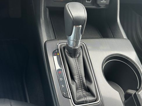 Used 2024 Honda Civic EX-L image 29