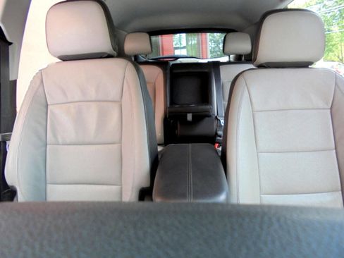 Used 2020 GMC Terrain SLT image 13