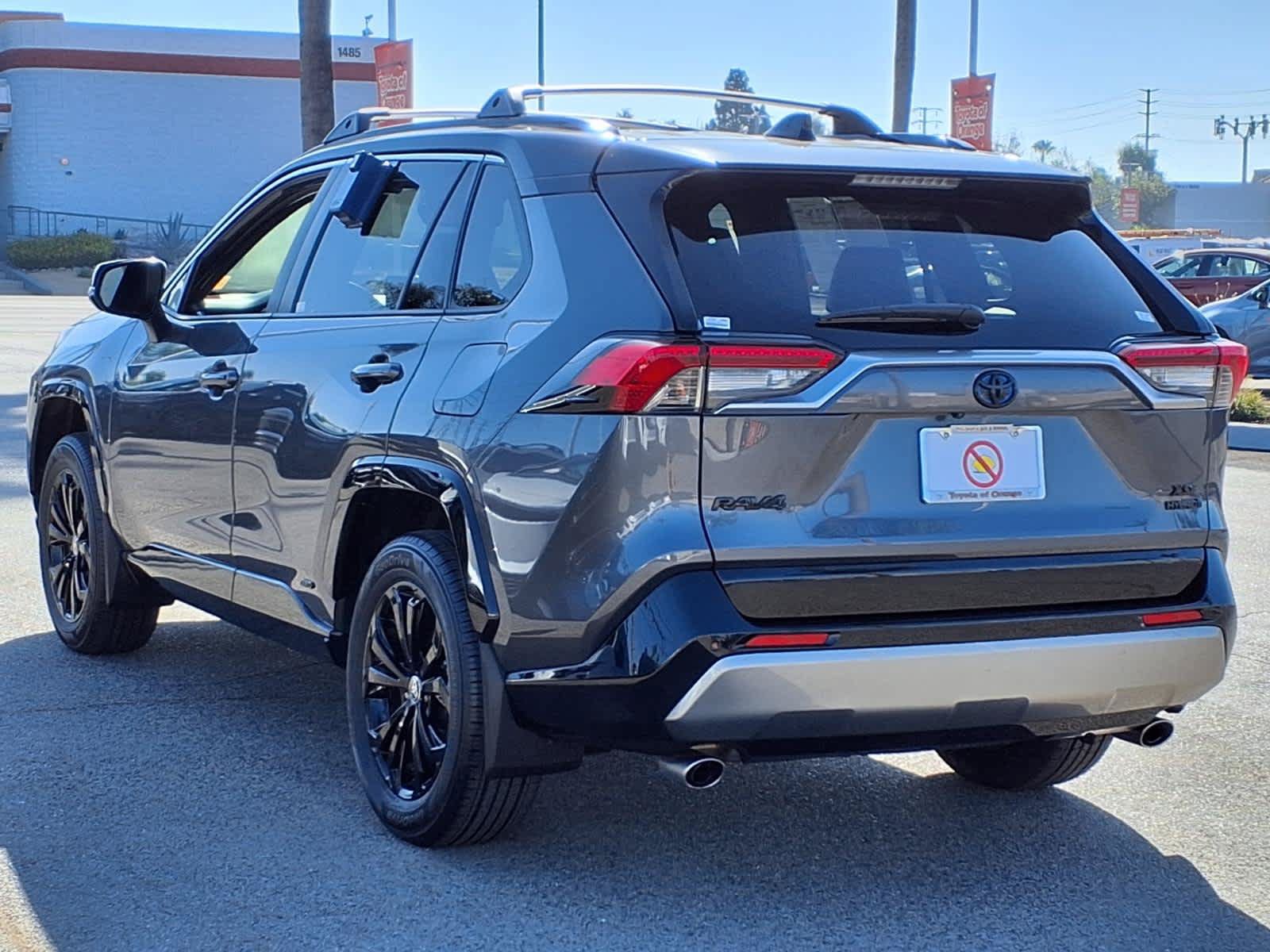 Certified 2023 Toyota RAV4 XSE AWD/4WD image 4