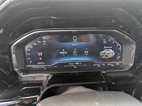 Used 2024 Chevrolet Silverado 1500 High Country RWD image 21