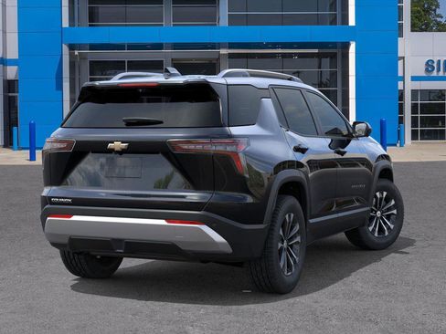 New 2026 Chevrolet Equinox LT image 4