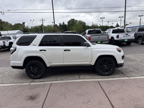 Used 2020 Toyota 4Runner Nightshade AWD/4WD image 7